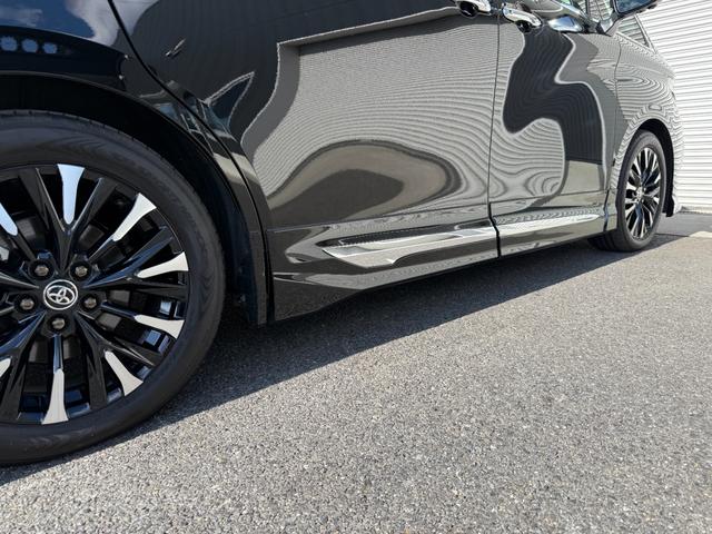 アルファードハイブリッド エグゼクティブラウンジ　１４型ＪＢＬサウンドナビ　モデリスタ　ムーンルーフ　後席モニター　ユニバーサルステップ　デジタルミラー　パノラミックビュー　純正１９ＡＷ　寒冷地　ＨＵＤ　ブラインドスポット　ＡＣ１００Ｖ　４ＷＤ（33枚目）