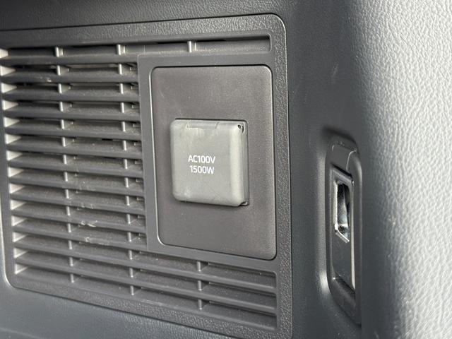 アルファードハイブリッド エグゼクティブラウンジ　１４型ＪＢＬサウンドナビ　モデリスタ　ムーンルーフ　後席モニター　ユニバーサルステップ　デジタルミラー　パノラミックビュー　純正１９ＡＷ　寒冷地　ＨＵＤ　ブラインドスポット　ＡＣ１００Ｖ　４ＷＤ（43枚目）