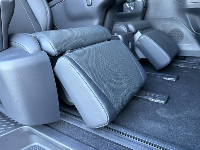 アルファードハイブリッド エグゼクティブラウンジ　１４型ＪＢＬサウンドナビ　モデリスタ　ムーンルーフ　後席モニター　ユニバーサルステップ　デジタルミラー　パノラミックビュー　純正１９ＡＷ　寒冷地　ＨＵＤ　ブラインドスポット　ＡＣ１００Ｖ　４ＷＤ（58枚目）