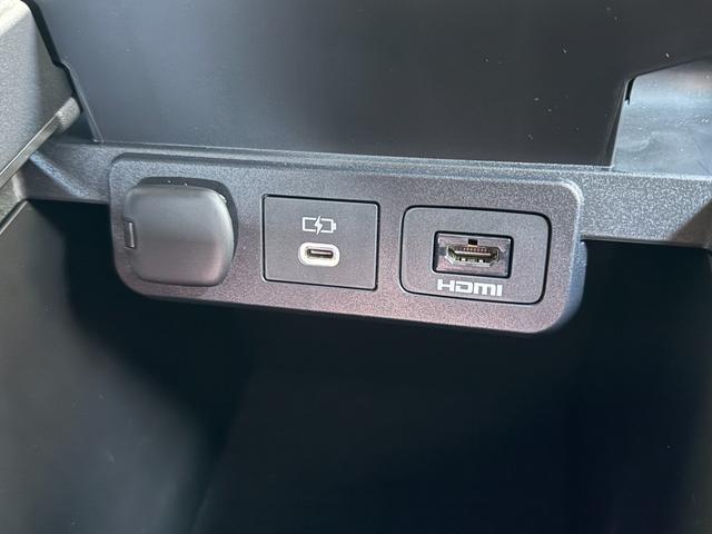 アルファードハイブリッド エグゼクティブラウンジ　１４型ＪＢＬサウンドナビ　モデリスタ　ムーンルーフ　後席モニター　ユニバーサルステップ　デジタルミラー　パノラミックビュー　純正１９ＡＷ　寒冷地　ＨＵＤ　ブラインドスポット　ＡＣ１００Ｖ　４ＷＤ（71枚目）