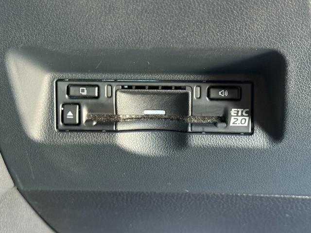 アルファードハイブリッド エグゼクティブラウンジ　１４型ＪＢＬサウンドナビ　モデリスタ　ムーンルーフ　後席モニター　ユニバーサルステップ　デジタルミラー　パノラミックビュー　純正１９ＡＷ　寒冷地　ＨＵＤ　ブラインドスポット　ＡＣ１００Ｖ　４ＷＤ（78枚目）