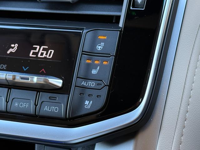 ランドクルーザー ＺＸ　サンルーフ　ＪＢＬサウンドナビ　リアエンターテイメント　モデリスタエアロ　　フェンダー　ルーフレール　パノラミックビュー　ブラインドスポット　シートヒーター＆シートクーラー　　ＥＴＣ２．０　ＨＵＤ（8枚目）