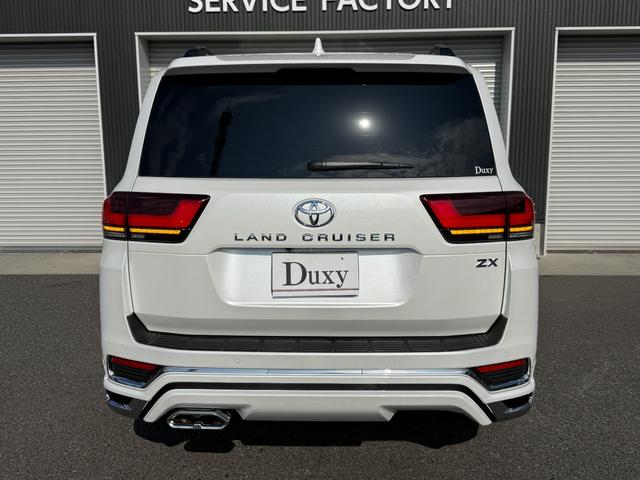 ランドクルーザー ＺＸ　サンルーフ　ＪＢＬサウンドナビ　リアエンターテイメント　モデリスタエアロ　　フェンダー　ルーフレール　パノラミックビュー　ブラインドスポット　シートヒーター＆シートクーラー　　ＥＴＣ２．０　ＨＵＤ（14枚目）