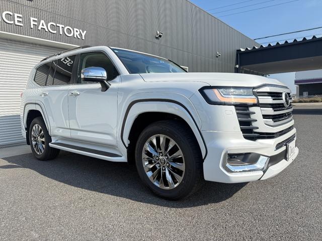 ランドクルーザー ＺＸ　サンルーフ　ＪＢＬサウンドナビ　リアエンターテイメント　モデリスタエアロ　　フェンダー　ルーフレール　パノラミックビュー　ブラインドスポット　シートヒーター＆シートクーラー　　ＥＴＣ２．０　ＨＵＤ（16枚目）