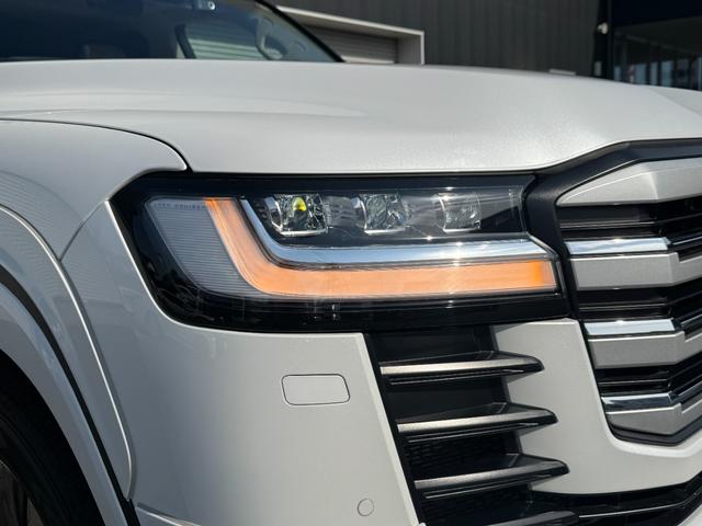 ランドクルーザー ＺＸ　サンルーフ　ＪＢＬサウンドナビ　リアエンターテイメント　モデリスタエアロ　　フェンダー　ルーフレール　パノラミックビュー　ブラインドスポット　シートヒーター＆シートクーラー　　ＥＴＣ２．０　ＨＵＤ（22枚目）