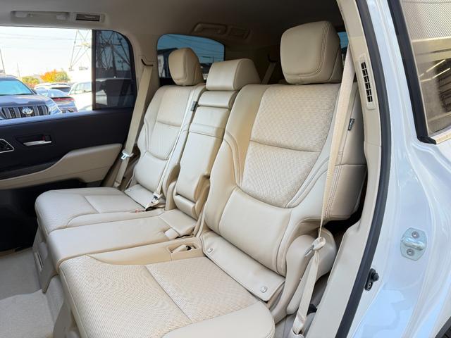 ランドクルーザー ＺＸ　サンルーフ　ＪＢＬサウンドナビ　リアエンターテイメント　モデリスタエアロ　　フェンダー　ルーフレール　パノラミックビュー　ブラインドスポット　シートヒーター＆シートクーラー　　ＥＴＣ２．０　ＨＵＤ（47枚目）