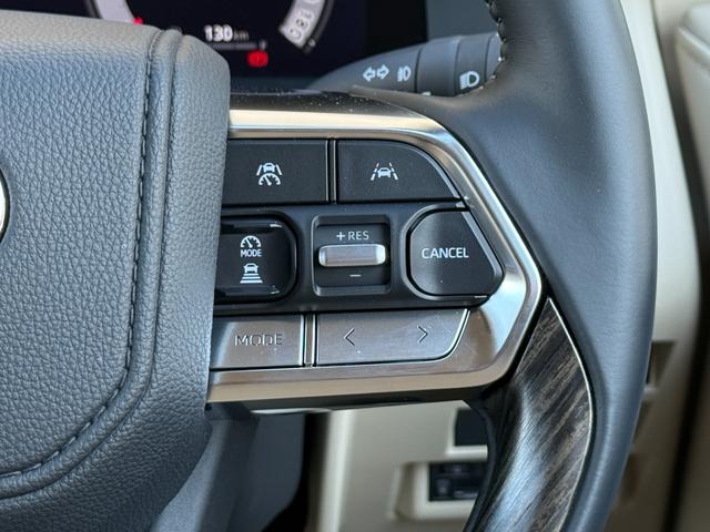 ランドクルーザー ＺＸ　サンルーフ　ＪＢＬサウンドナビ　リアエンターテイメント　モデリスタエアロ　　フェンダー　ルーフレール　パノラミックビュー　ブラインドスポット　シートヒーター＆シートクーラー　　ＥＴＣ２．０　ＨＵＤ（57枚目）