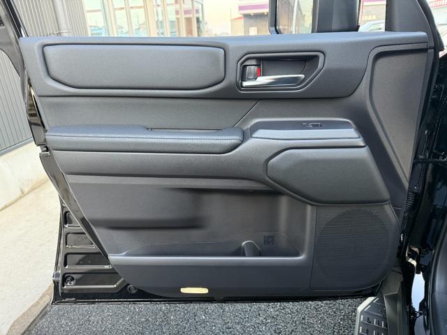 ランドクルーザー250 VX サンルーフ 12.3インチJBLサウンドナビ 丸目ヘッド ルーフレール トヨタチームメイト パノラミックビュー デジタルミラー ブラインドスポット 純正18AW シートヒーター&シートクーラー(37枚目)