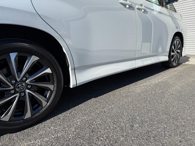 ヴォクシー ハイブリッドS-Z 10.5インチDA 13.2型後席モニター 快適利便PKG デジタルミラー アドバンスドライブ ヘッドアップディスプレイ トヨタチームメイト 3眼LEDヘッドライト ブラインドスポットモニター(27枚目)