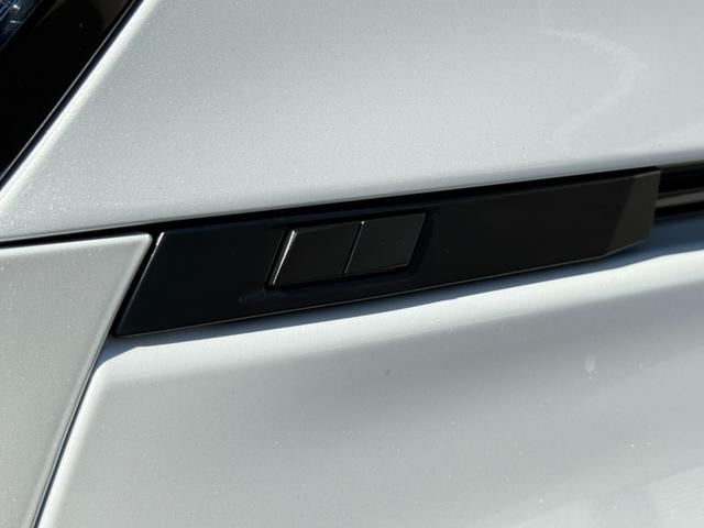 ヴォクシー ハイブリッドS-Z 10.5インチDA 13.2型後席モニター 快適利便PKG デジタルミラー アドバンスドライブ ヘッドアップディスプレイ トヨタチームメイト 3眼LEDヘッドライト ブラインドスポットモニター(34枚目)