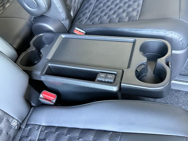 ヴォクシー ハイブリッドS-Z 10.5インチDA 13.2型後席モニター 快適利便PKG デジタルミラー アドバンスドライブ ヘッドアップディスプレイ トヨタチームメイト 3眼LEDヘッドライト ブラインドスポットモニター(45枚目)