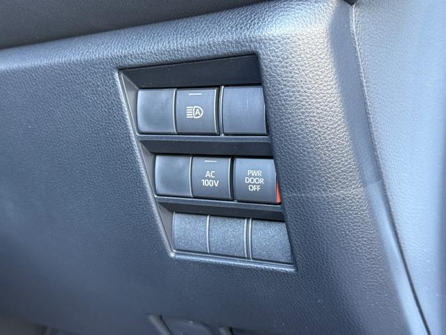 ヴォクシー ハイブリッドS-Z 10.5インチDA 13.2型後席モニター 快適利便PKG デジタルミラー アドバンスドライブ ヘッドアップディスプレイ トヨタチームメイト 3眼LEDヘッドライト ブラインドスポットモニター(53枚目)