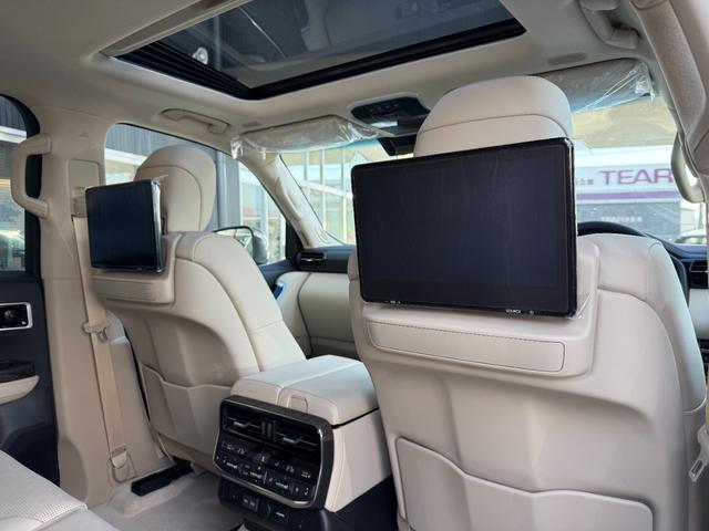 ランドクルーザー ZX 2025年改モデル 特別限定ローン 12.3型プレミアムサウンドナビ サンルーフ リアエンターテイメントシステム リヤ電動デフロック 寒冷地 モデリスタエアロキット USB充電タイプC フルセグTV(4枚目)