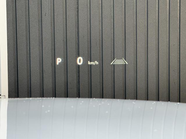 ランドクルーザー ZX 2025年改モデル 特別限定ローン 12.3型プレミアムサウンドナビ サンルーフ リアエンターテイメントシステム リヤ電動デフロック 寒冷地 モデリスタエアロキット USB充電タイプC フルセグTV(8枚目)