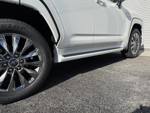 ランドクルーザー ZX 2025年改モデル 特別限定ローン 12.3型プレミアムサウンドナビ サンルーフ リアエンターテイメントシステム リヤ電動デフロック 寒冷地 モデリスタエアロキット USB充電タイプC フルセグTV(29枚目)