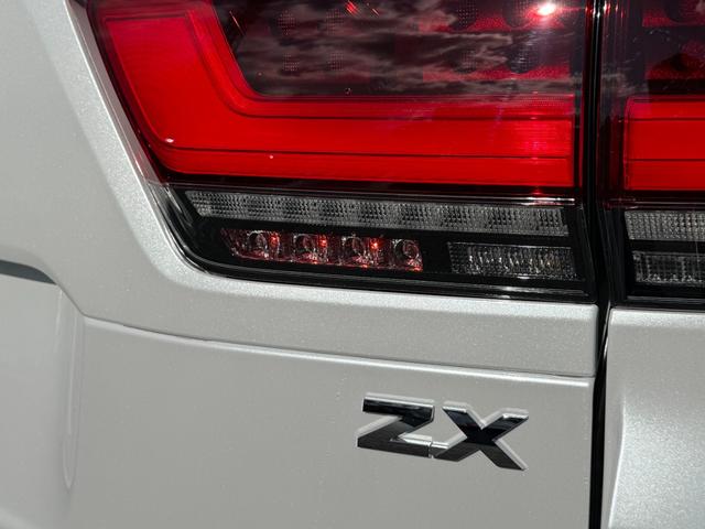 ランドクルーザー ZX 2025年改モデル 特別限定ローン 12.3型プレミアムサウンドナビ サンルーフ リアエンターテイメントシステム リヤ電動デフロック 寒冷地 モデリスタエアロキット USB充電タイプC フルセグTV(34枚目)
