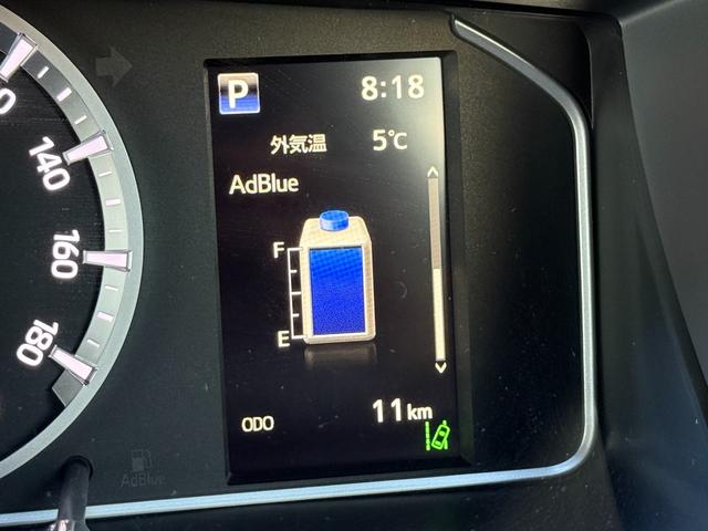 ハイエースバン スーパーGL ダークプライムII ALPINE11型フローティングナビ パノラミックビューモニター デジタルミラー 寒冷地仕様 プロジェクター式LEDヘッド AC100V フルセグTV Bluetooth 純正15インチアルミ(4枚目)