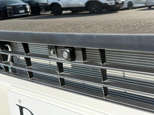 ハイエースバン スーパーGL ダークプライムII ALPINE11型フローティングナビ パノラミックビューモニター デジタルミラー 寒冷地仕様 プロジェクター式LEDヘッド AC100V フルセグTV Bluetooth 純正15インチアルミ(18枚目)