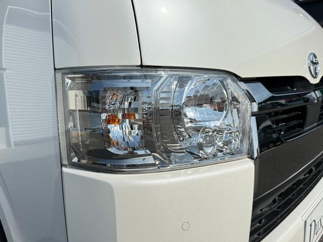 ハイエースバン スーパーGL ダークプライムII ALPINE11型フローティングナビ パノラミックビューモニター デジタルミラー 寒冷地仕様 プロジェクター式LEDヘッド AC100V フルセグTV Bluetooth 純正15インチアルミ(19枚目)