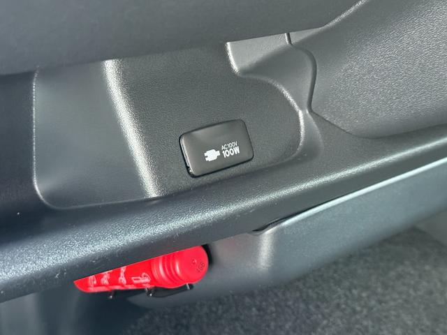 ハイエースバン スーパーGL ダークプライムII ALPINE11型フローティングナビ パノラミックビューモニター デジタルミラー 寒冷地仕様 プロジェクター式LEDヘッド AC100V フルセグTV Bluetooth 純正15インチアルミ(42枚目)