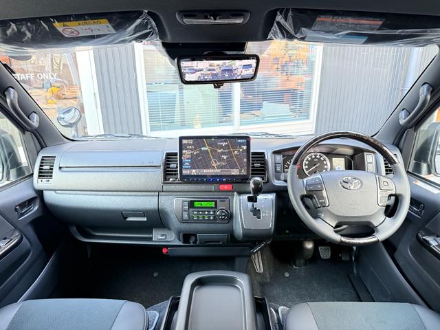 ハイエースバン スーパーGL ダークプライムII ALPINE11型フローティングナビ パノラミックビューモニター デジタルミラー 寒冷地仕様 プロジェクター式LEDヘッド AC100V フルセグTV Bluetooth 純正15インチアルミ(47枚目)