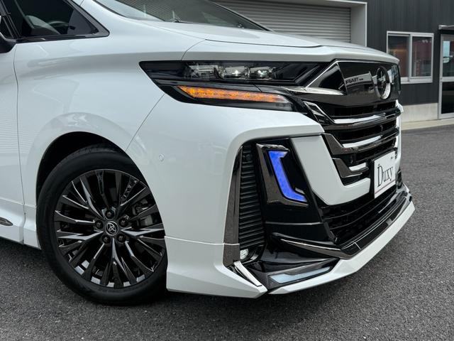 ヴェルファイアハイブリッド Z プレミア モデリスタエアロ シグネチャー 13.2インチフリップダウンモニター ユニバーサルステップ 独立ムーンルーフ パノラミックビュー デジタルミラー ブラインドスポットモニター ドラレコ前後 HUD(13枚目)