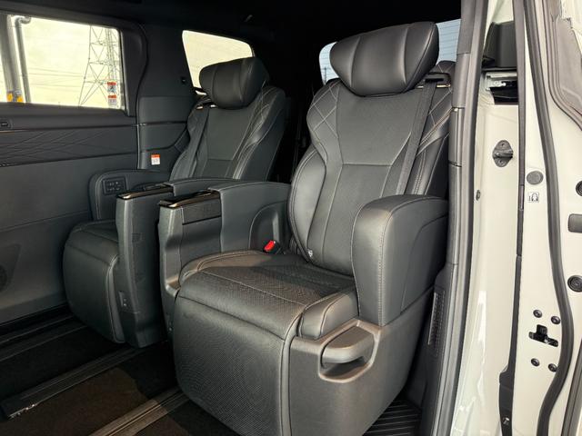 ヴェルファイアハイブリッド Z プレミア モデリスタエアロ シグネチャー 13.2インチフリップダウンモニター ユニバーサルステップ 独立ムーンルーフ パノラミックビュー デジタルミラー ブラインドスポットモニター ドラレコ前後 HUD(50枚目)