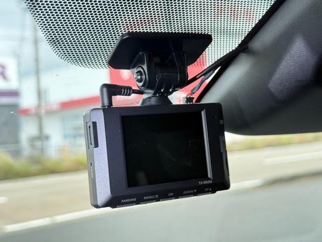 ヴェルファイアハイブリッド Z プレミア モデリスタエアロ シグネチャー 13.2インチフリップダウンモニター ユニバーサルステップ 独立ムーンルーフ パノラミックビュー デジタルミラー ブラインドスポットモニター ドラレコ前後 HUD(70枚目)