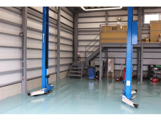 プリウス Sツーリングセレクション・ブラックエディション 8インチディスプレイオーディオ モデリスタエアロ TV視聴 パノラミックビューモニター シートヒーター AC100V 純正17インチアルミホイール クルーズコントロール ETC2.0 ドラレコ」前後(74枚目)