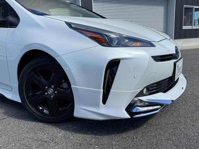 プリウス Aツーリングセレクション・ブラックエディション 8インチディスプレイオーディオ モデリスタエアロ デジタルミラー TV視聴 パノラミックビューモニター シートヒーター AC100V 純正17インチアルミホイール レーダー ETC2.0 ドラレコ前後(14枚目)