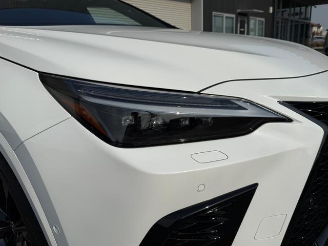 NX NX350h Fスポーツ パノラマルーフ マークレビンソン デジタルミラー オレンジキャリパー パノラミックビュー ブラインドスポット ルーフレール 純正20AW シートヒーター シートクーラー 後席電動シート AC100V(23枚目)