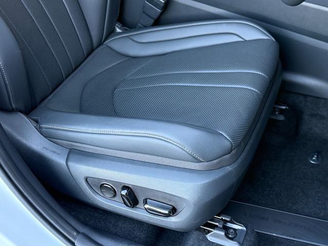 NX NX350h Fスポーツ パノラマルーフ マークレビンソン デジタルミラー オレンジキャリパー パノラミックビュー ブラインドスポット ルーフレール 純正20AW シートヒーター シートクーラー 後席電動シート AC100V(42枚目)