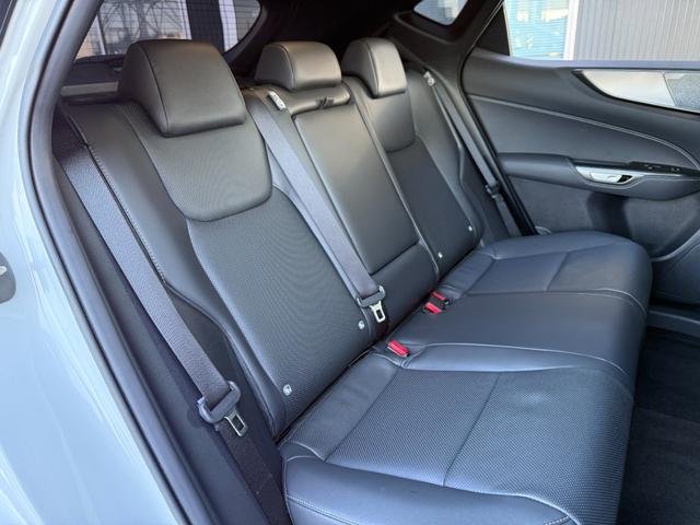 NX NX350h Fスポーツ パノラマルーフ マークレビンソン デジタルミラー オレンジキャリパー パノラミックビュー ブラインドスポット ルーフレール 純正20AW シートヒーター シートクーラー 後席電動シート AC100V(47枚目)