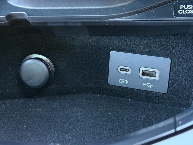 NX NX350h Fスポーツ パノラマルーフ マークレビンソン デジタルミラー オレンジキャリパー パノラミックビュー ブラインドスポット ルーフレール 純正20AW シートヒーター シートクーラー 後席電動シート AC100V(60枚目)