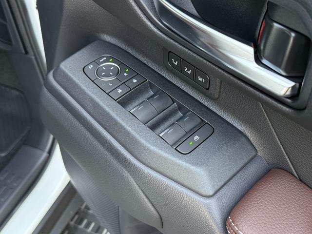 ランドクルーザー250 ZXファーストエディション 特別仕様車 丸目ヘッドランプ 12.3型JBLプレミアムサウンドナビゲーション トヨタチームメイト デジタルミラー 前後ドラレコ内蔵 モデリスタパッケージ ルーフレール HDMI入力端子 ブラウン内装(42枚目)