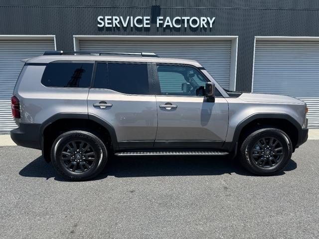 ランドクルーザー250 VX サンルーフ パノラミックビューモニター デジタルインナーミラー ブラインドスポットモニター 純正18インチアルミホイール 電動リアゲート おアワーバックドア ルーフレール トヨタチームメイト(22枚目)