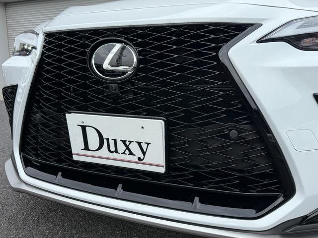 ＮＸ ＮＸ３５０ｈ　Ｆスポーツ　特別限定ローン　パノラマルーフ　１４型ディスプレイオーディオ　デジタルミラー　後席シートヒーター　パノラミックビュー　ドラレコ内蔵　ＨＵＤ　シートヒーター＆シートクーラー　純正２０ＡＷ　内装白革（20枚目）