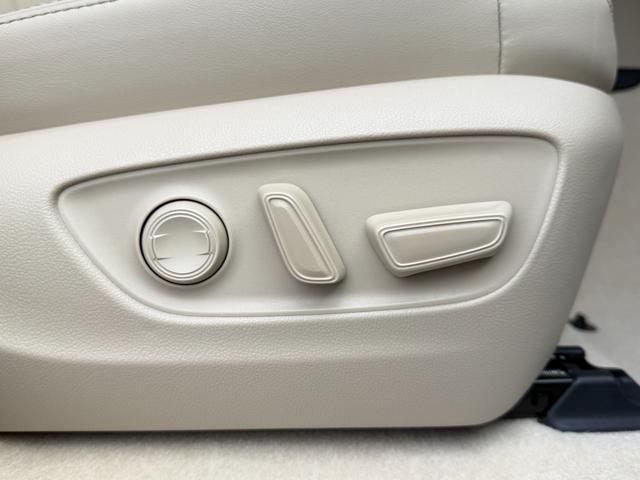 ランドクルーザー ＺＸ　２０２５年改モデル　１２．３型プレミアムサウンドナビ　リヤエンターテイメントシステム　ヒッチメンバー　クールＢＯＸ　タイヤ空気圧センサー　寒冷地仕様　ＴＶ　ＨＤＭＩ　　ＥＴＣ２．０　内装ベージュ（45枚目）