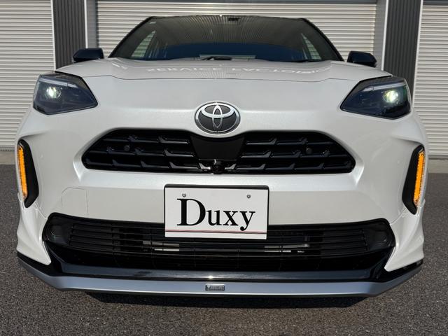 ヤリスクロス ハイブリッドＺ　モデリスタエアロ　パワーバックドア　パノラミックビュー　ディスプレイオーディオ　パノラミックビュー　純正１８ＡＷ　ブラインドスポット　ＥＴＣ２．０　シートヒーター　アドバンスドパーク　ＨＤＭＩ（14枚目）