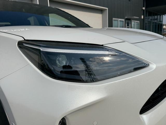 ヤリスクロス ハイブリッドＺ　モデリスタエアロ　パワーバックドア　パノラミックビュー　ディスプレイオーディオ　パノラミックビュー　純正１８ＡＷ　ブラインドスポット　ＥＴＣ２．０　シートヒーター　アドバンスドパーク　ＨＤＭＩ（17枚目）