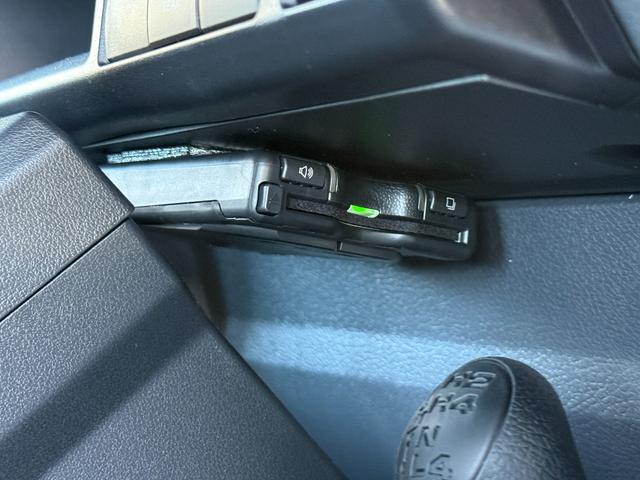 ランドクルーザー７０ ＡＸ　純正フルセグナビ　電動デフロック　ＪＡＯＳフロントガーニッシュ　Ｆアンダーカバー　Ｒアンダーカバー　木目調ステアリング　丸目ヘッドランプ　自動防舷ミラー　オートクルーズコントロール　純正１６ＡＷ（57枚目）