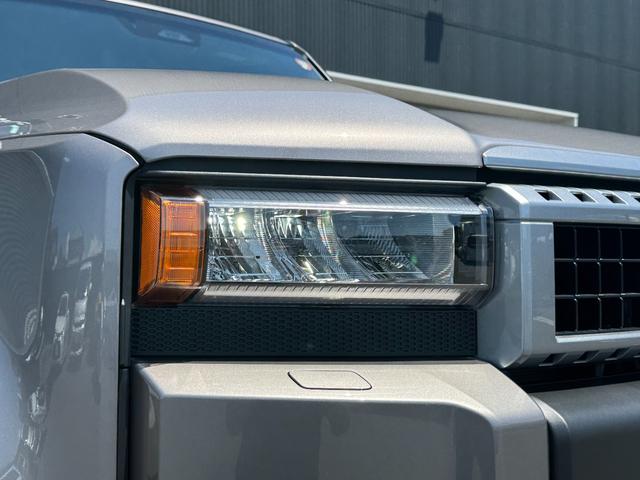 ランドクルーザー２５０ ＶＸ　サンルーフ　パノラミックビューモニター　デジタルインナーミラー　ブラインドスポットモニター　純正１８インチアルミホイール　電動リアゲート　おアワーバックドア　ルーフレール　トヨタチームメイト（12枚目）