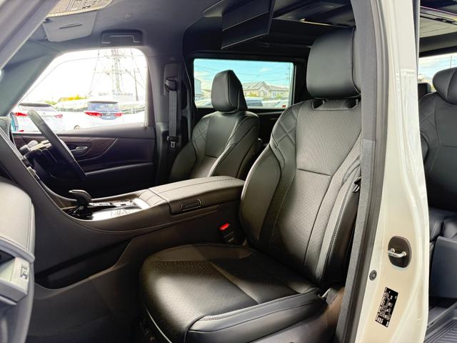 アルファードハイブリッド エグゼクティブラウンジ　モデリスタエアロ　グリルカバー　ツインムーンルーフ　デジタルインナーミラー　ヘッドアップディスプレイ　１３．２インチフリップダウンモニター　電動リアゲート　ブラインドスポットモニター（48枚目）