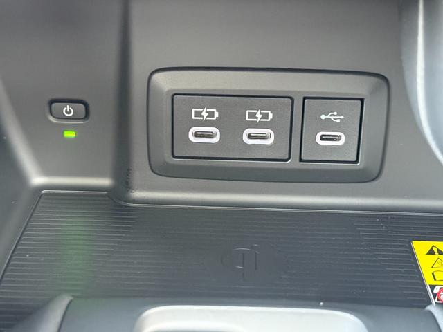 ハリアーハイブリッド Ｚ　レザーパッケージ・ナイトシェード　パノラマルーフ　リアフォグランプ　ＡＣ１００Ｖ　本革　ＪＢＬサウンド　ナビ　パノラミックビュー　デジタルミラー　ブラインドスポット　シートヒーターシートクーラー　パワーシート　　ＥＴＣ２．０（61枚目）