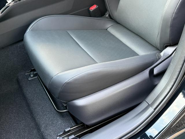 プリウス Ｚ　特別限定ローン　２０２５年改モデル　　１２．３型コネクテッドナビ　デジタルインナーミラー　パノラミックビューモニター　ドラレコ　　トヨタチームメイトアドバンストパーク　ＩＴＳコネクト　　ＥＴＣ２．０（43枚目）