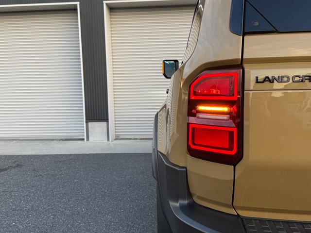 ランドクルーザー２５０ ＺＸ　１２．３型プレミアムサウンドナビ　トヨタチームメイト　デジタルミラ　プロジェクター式３眼ＬＥＤランプ　前後ドラレコ内蔵　寒冷地仕様　モデリスタ　オーバーフェンダー　ＨＤＭＩ（36枚目）