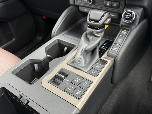ランドクルーザー２５０ ＺＸ　１２．３型プレミアムサウンドナビ　トヨタチームメイト　デジタルミラ　プロジェクター式３眼ＬＥＤランプ　前後ドラレコ内蔵　寒冷地仕様　モデリスタ　オーバーフェンダー　ＨＤＭＩ（65枚目）