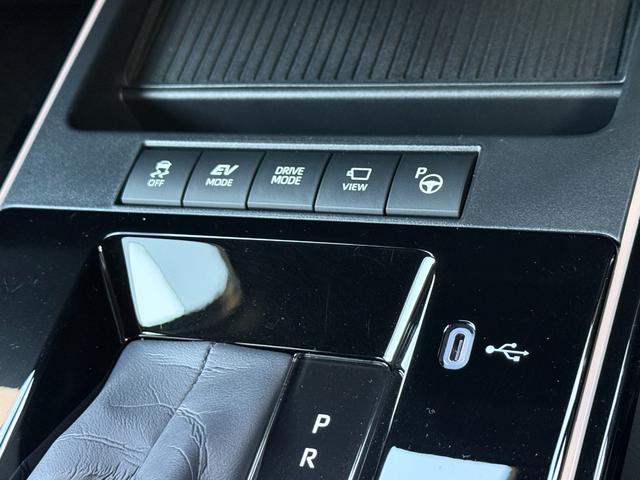 カローラクロス ハイブリッド　Ｚ　改モデル　１０．５型コネクトナビ　全周囲カメラ　トヨタチームメイト　ドラレコ内蔵　モデリスタエアロ　アダクティブハイビームシステム　シートヒーター　ベンチレーション　純正１８インチアルミ（54枚目）