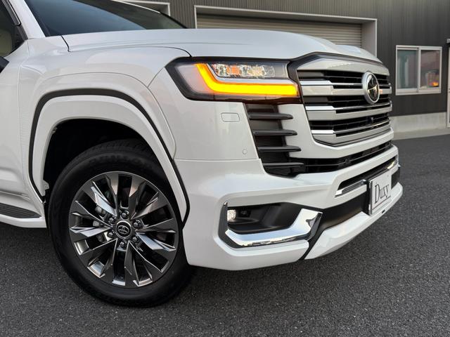 ランドクルーザー ＺＸ　１２．３型プレミアムサウンドナビ　リアエンターテイメントシステム　リヤ電動デフロック　クールＢＯＸ　空気圧センサー　　寒冷地仕様　ヒッチメンバー　モデリスタエアロ　ＨＤＭＩ　ＣＤ／ＤＶＤ　ＥＴＣ（18枚目）