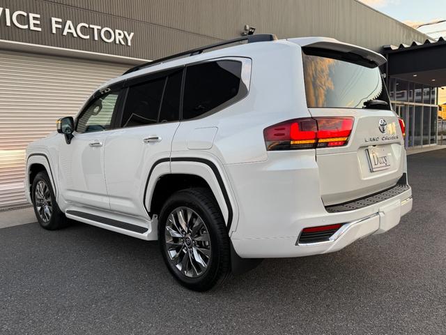 ランドクルーザー ＺＸ　１２．３型プレミアムサウンドナビ　リアエンターテイメントシステム　リヤ電動デフロック　クールＢＯＸ　空気圧センサー　　寒冷地仕様　ヒッチメンバー　モデリスタエアロ　ＨＤＭＩ　ＣＤ／ＤＶＤ　ＥＴＣ（33枚目）